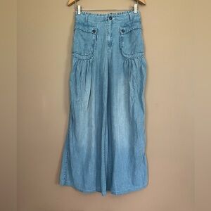 {Oli & Hali} Tencel Wide Leg Chambray Pants in Blue - Womens Small